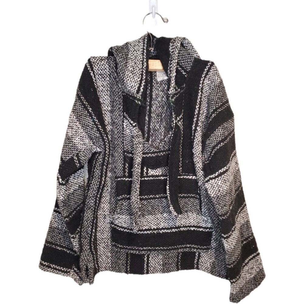 ARTESANIAS CUAMATZI Vintage 90s Mexican Poncho Baja Hippie
Pullover